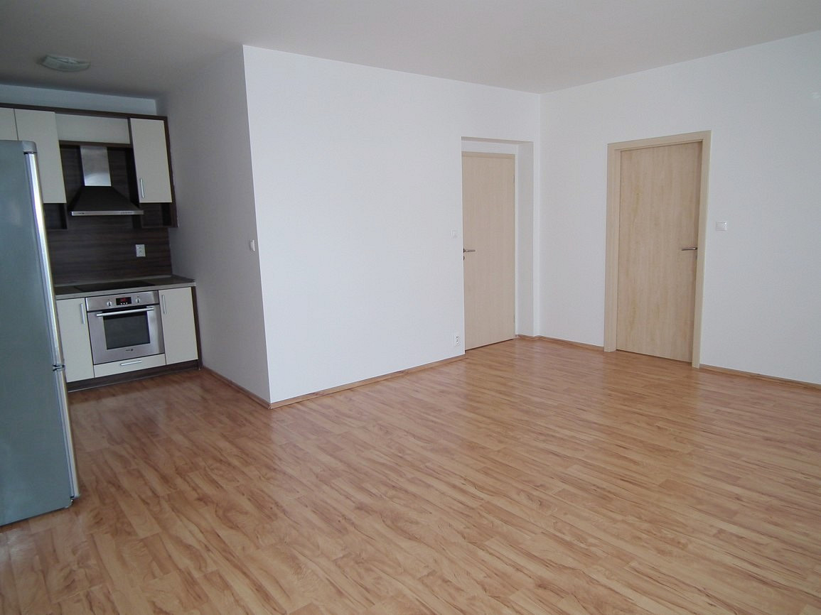 Pronájem bytu 2+kk 56 m² – fotografie 5
