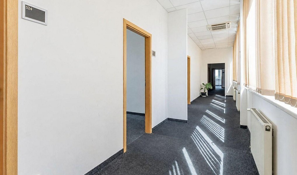 Pronájem kanceláře 18 m², Praha – náhled fotky 2