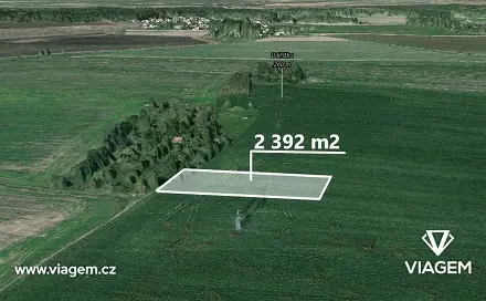 Prodej pole 2 392 m², Choltice, okres Pardubice