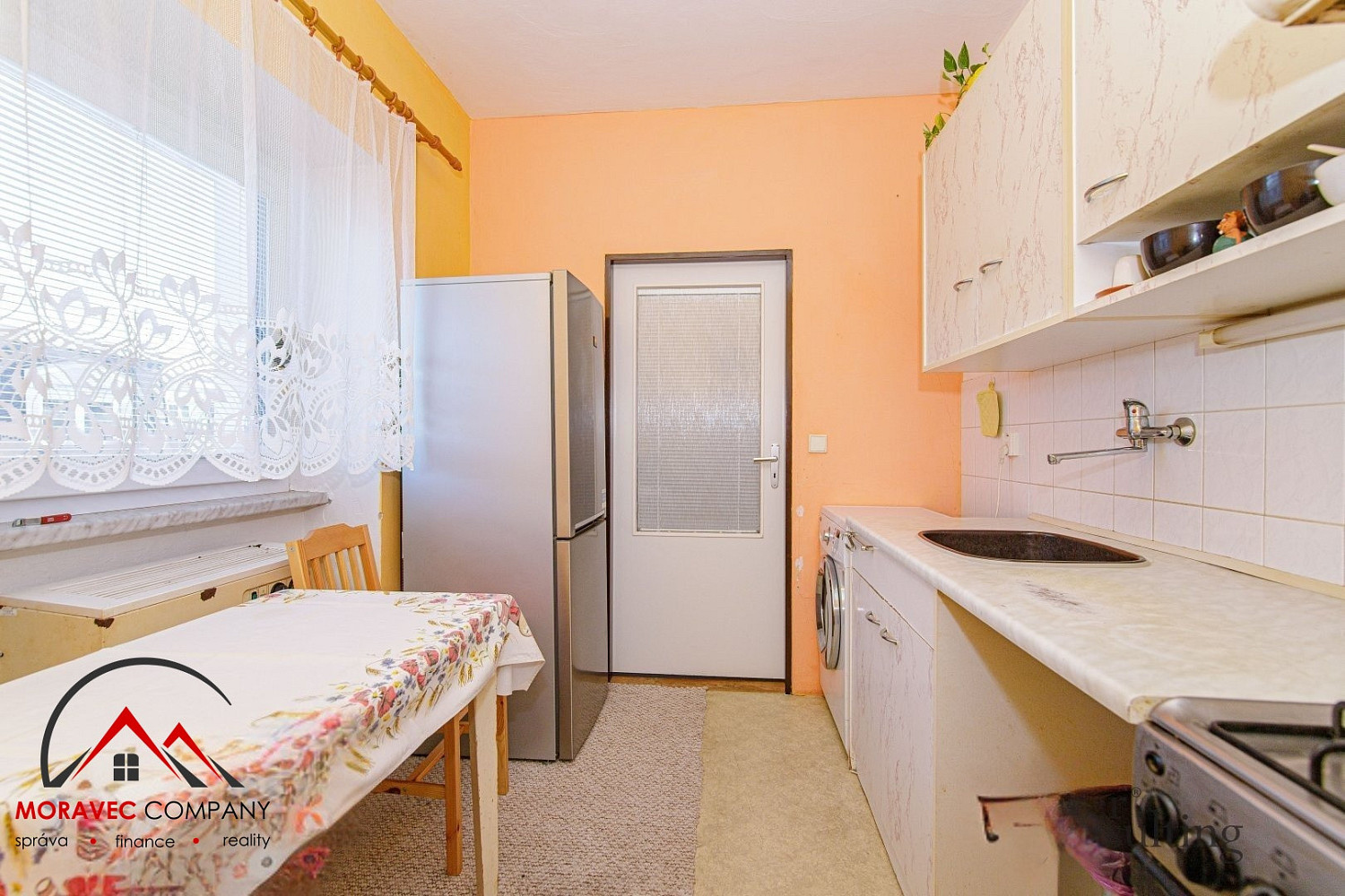 Pronájem bytu 1+1 39 m² – fotografie 2