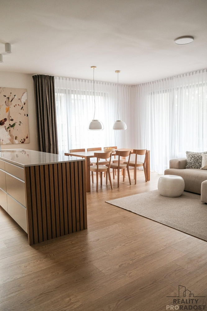 Pronájem bytu 3+kk 86 m² — photo 5