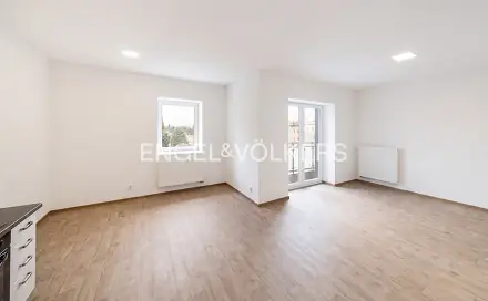 Pronájem bytu 1+kk 42 m², Revoluční, Plzeň - Lobzy