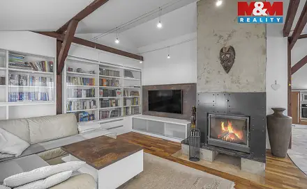 Prodej domu 374 m² s pozemkem 4 508 m², Hlavní, Sulice - Želivec, okres Praha-východ