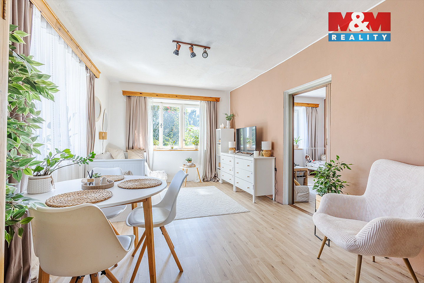 Prodej domu 240 m² s pozemkem 775 m² – fotografie 5