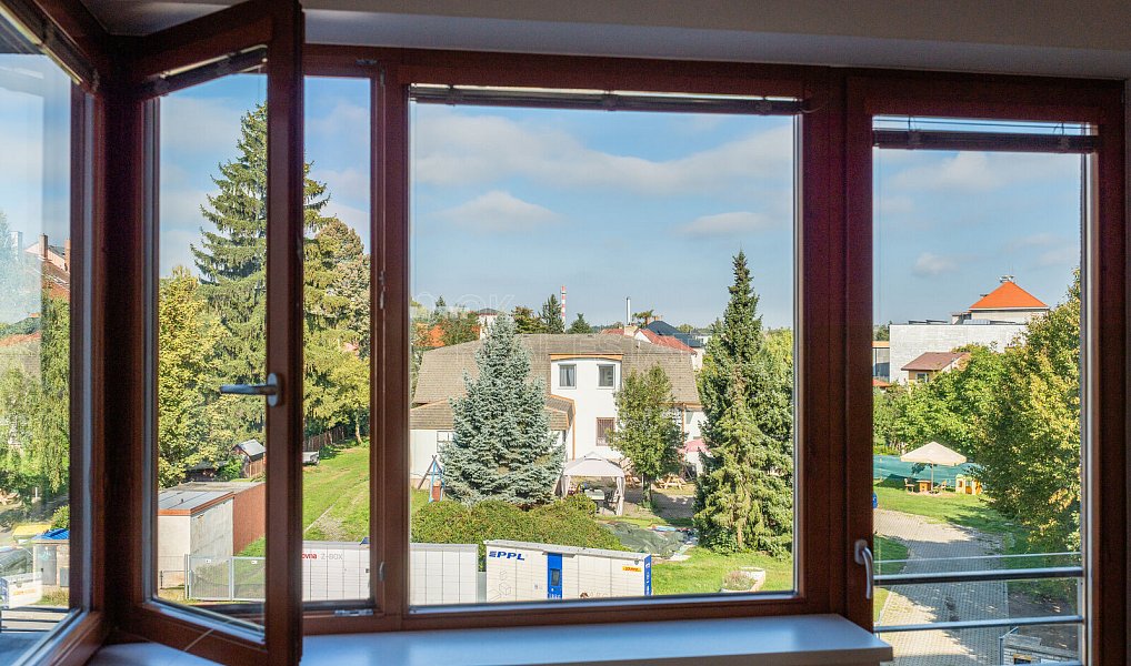 Prodej bytu 3+kk 79 m², Roztoky – náhled fotky 18