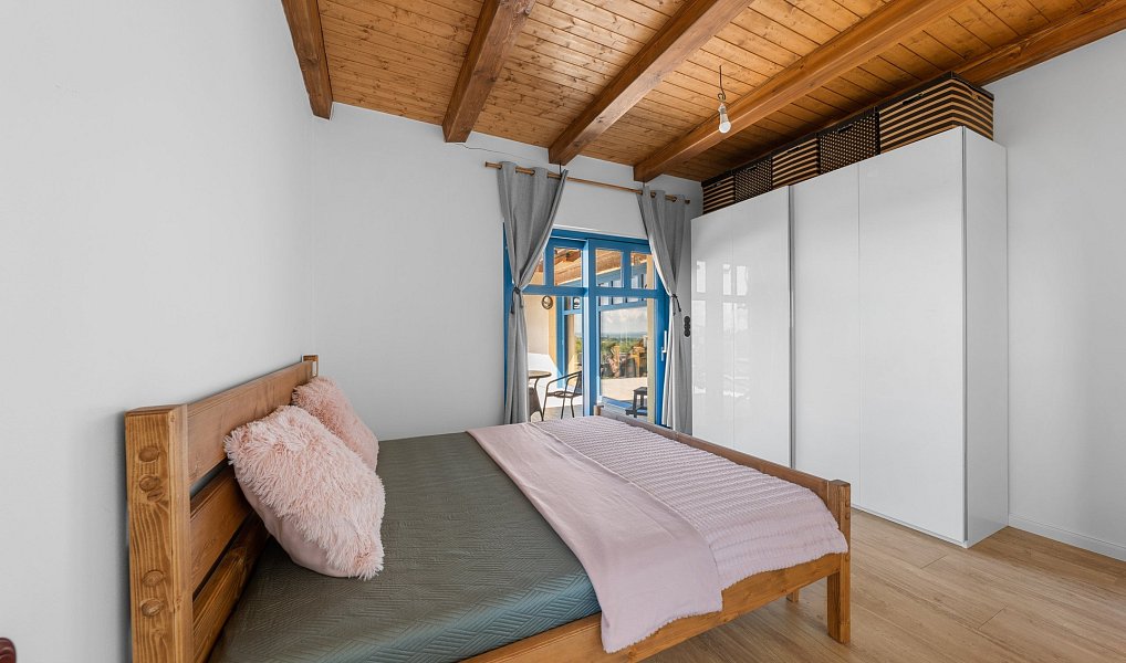 Prodej domu 182 m² s pozemkem 1 107 m², Trnovany – náhled fotky 12