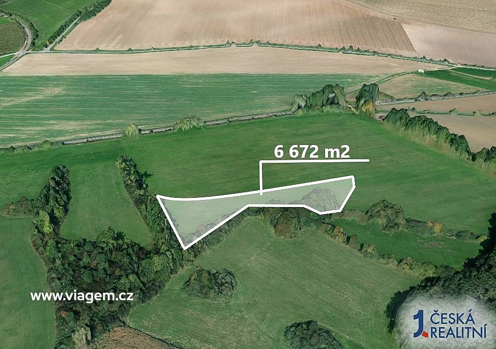 Prodej pole 695 m² – fotografie 2