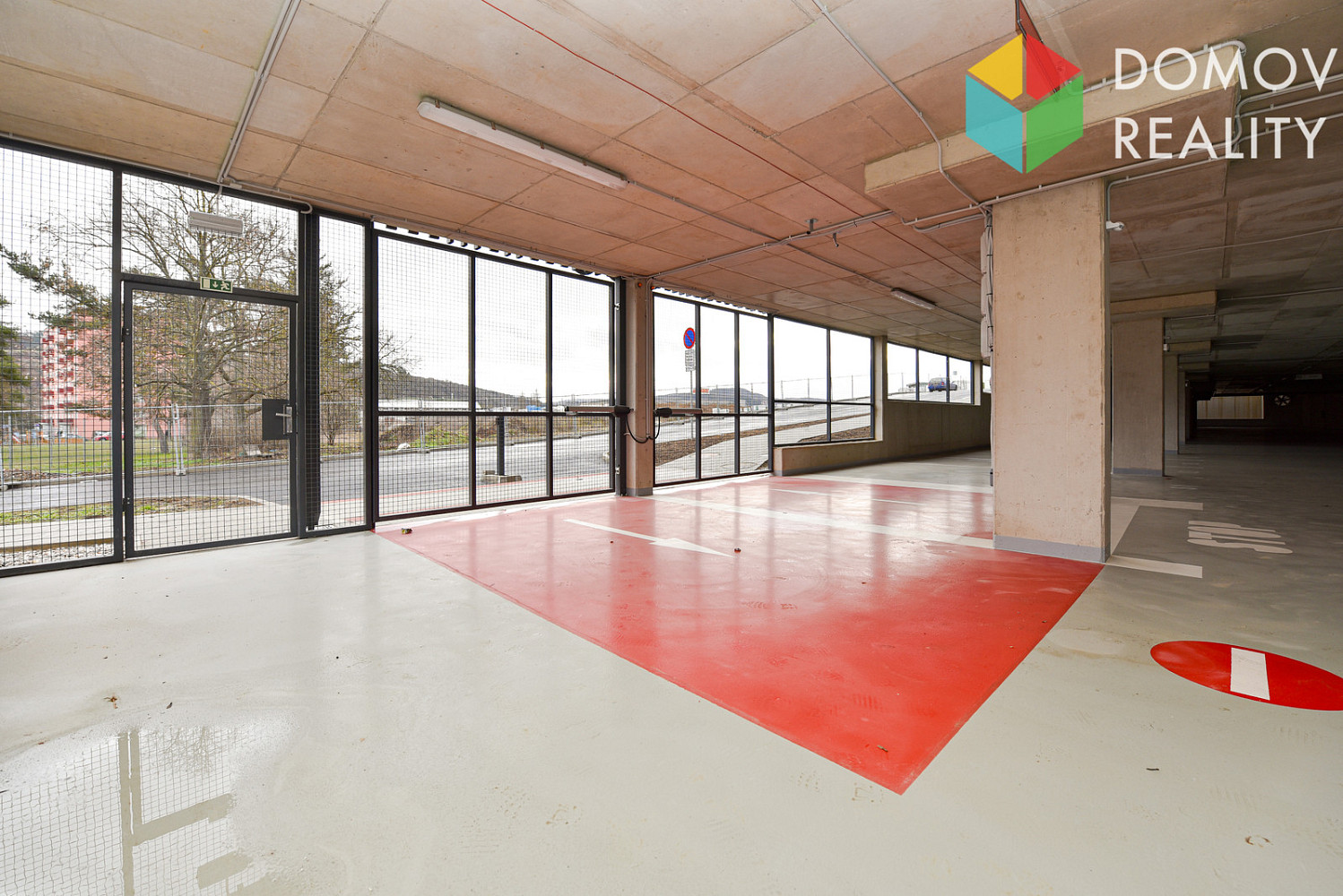 Pronájem garážového parkovacího stání, beroun — photo 3