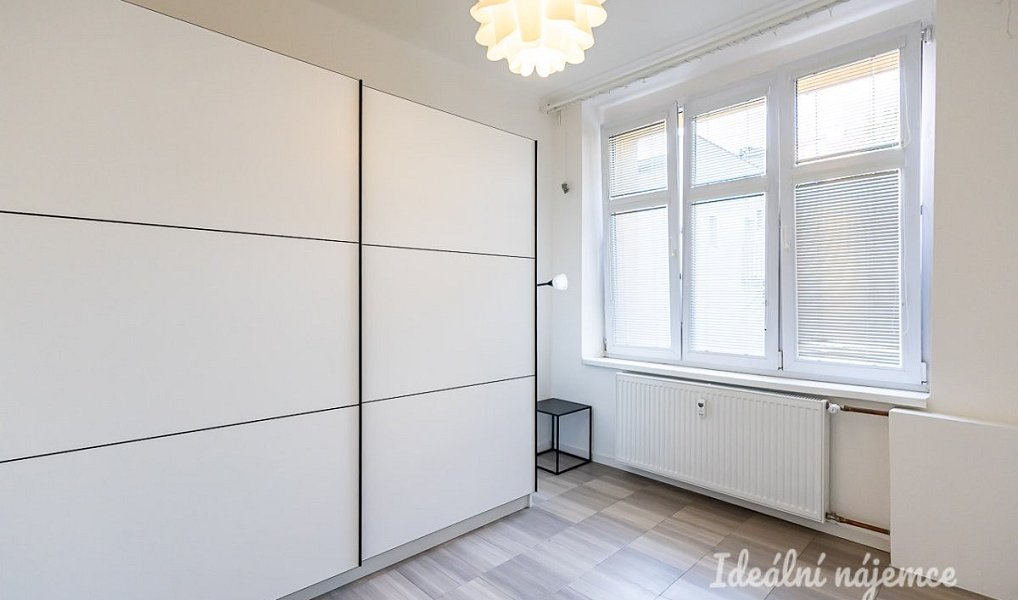 Pronájem bytu 2+kk 40 m², Praha – náhled fotky 15