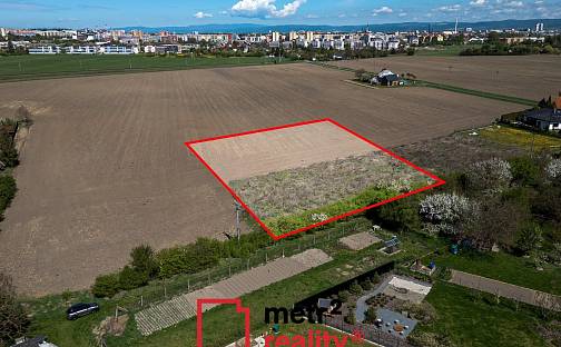 Prodej stavebního pozemku 3 888 m², Zákřovská, Olomouc - Nemilany