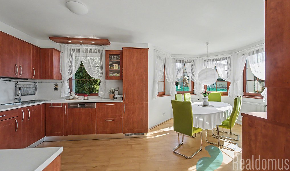 Prodej domu 174 m² s pozemkem 811 m², Říčany – náhled fotky 7