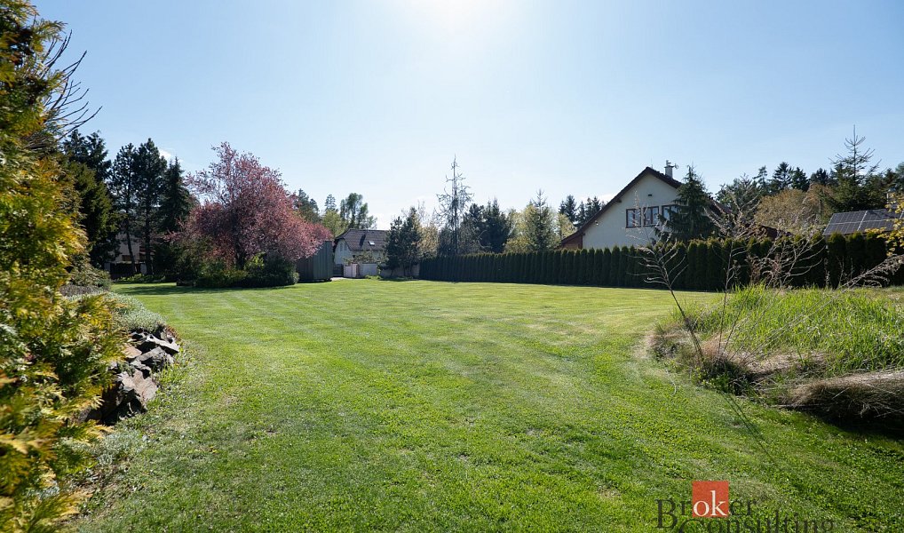 Prodej stavebního pozemku 1 306 m², Svojetice – náhled fotky 25