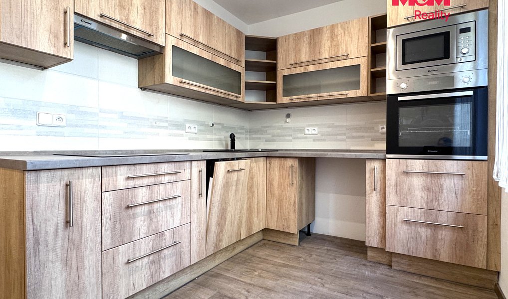 Pronájem bytu 2+1 52 m², Ústí nad Labem – náhled fotky 2