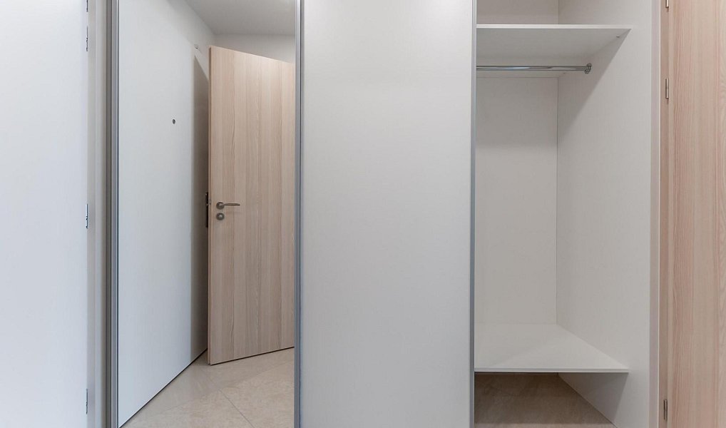Pronájem bytu 1+kk 28 m², Praha – náhled fotky 12