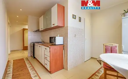 Prodej bytu 3+1 61 m², Pod Břízami, Chomutov