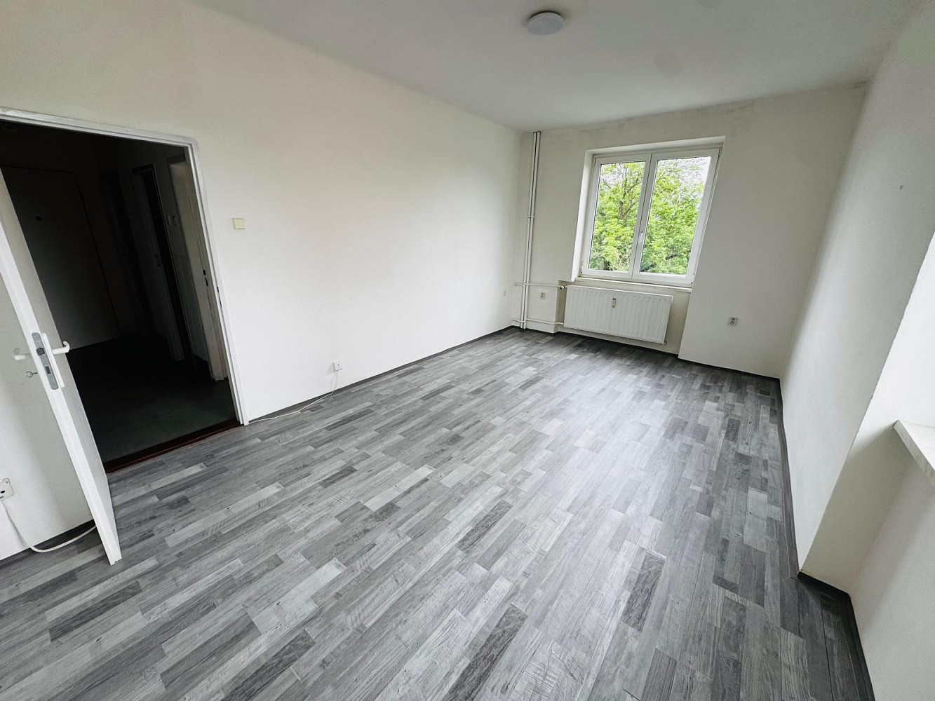 Pronájem bytu 1+1 36 m² – fotografie 4