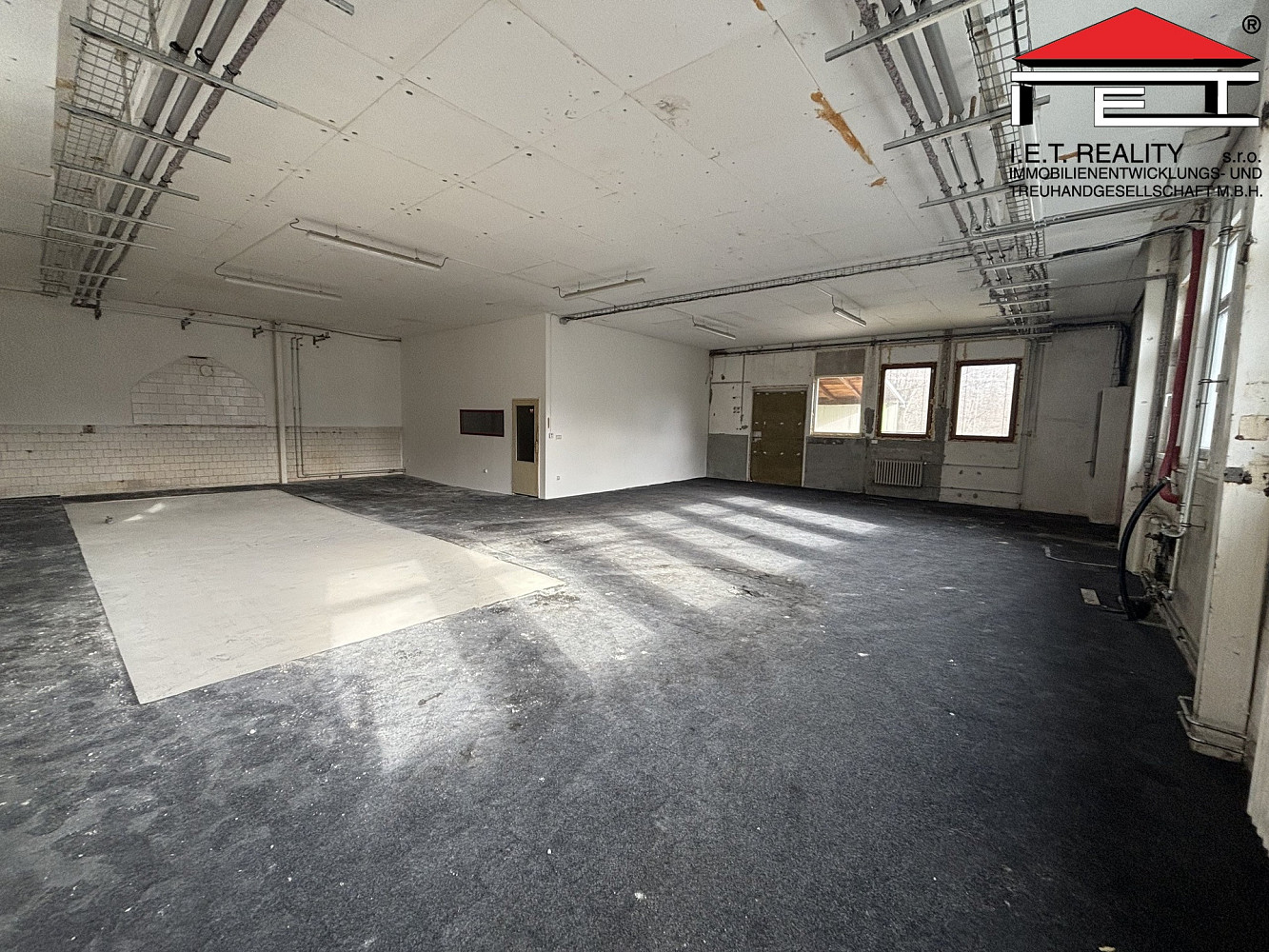 Pronájem výrobních prostor 260 m² – fotografie 3