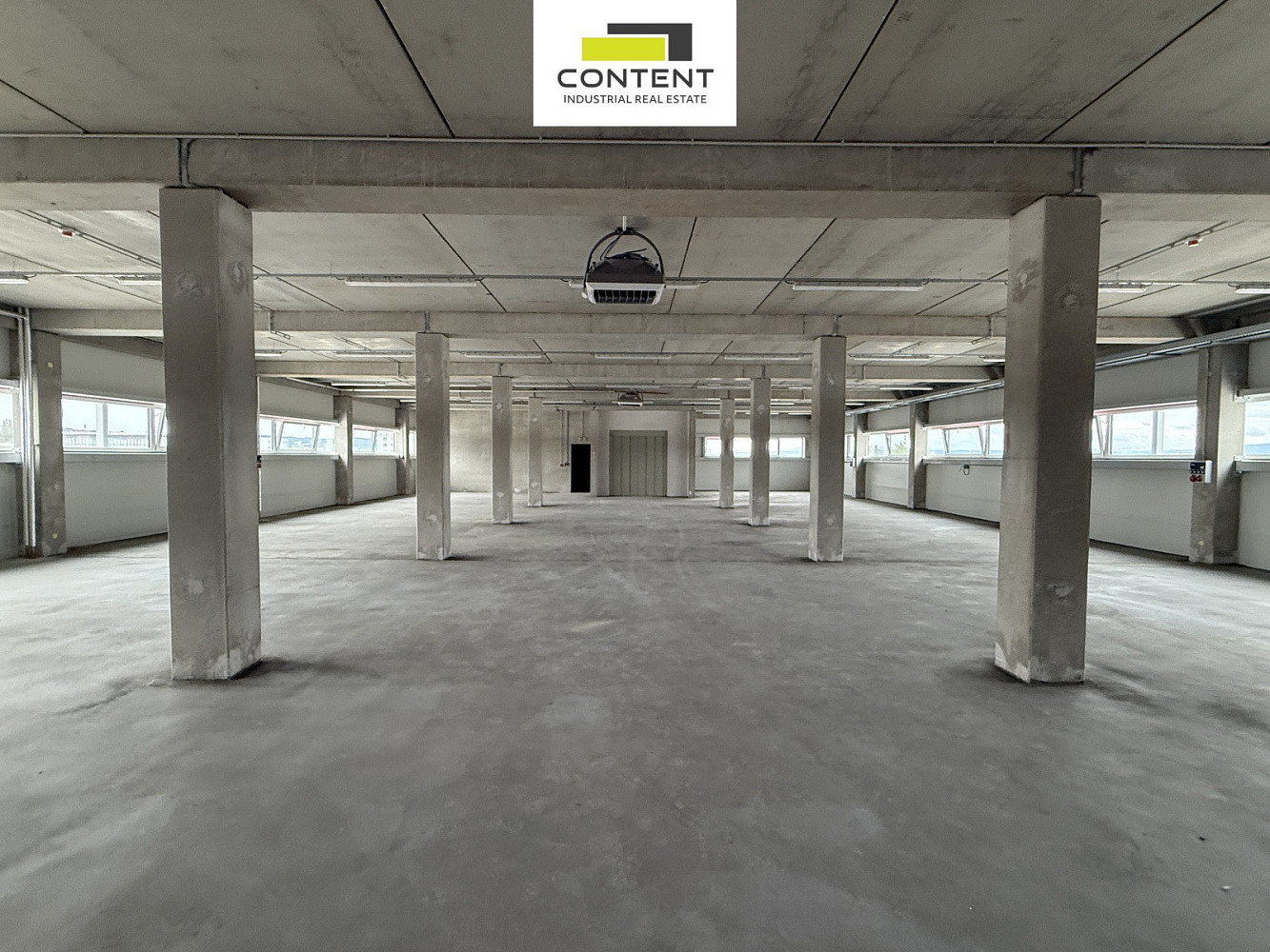 Pronájem skladovacích prostor 550 m² – fotografie 4