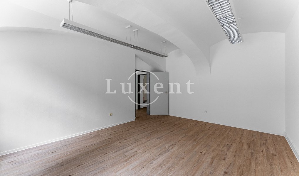 Prodej nájemního domu, činžáku 632 m², Praha – náhled fotky 10