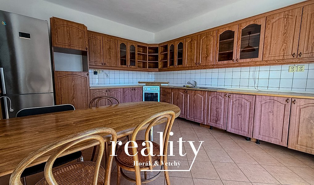 Prodej domu 180 m² s pozemkem 1 487 m², Grygov – náhled fotky 8