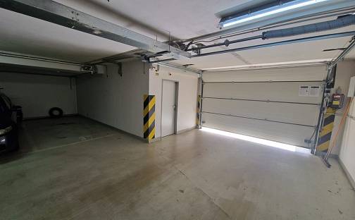 Pronájem garážového stání P-10 Malešice, ul. Univerzitní., Univerzitní, Praha 10 - Malešice