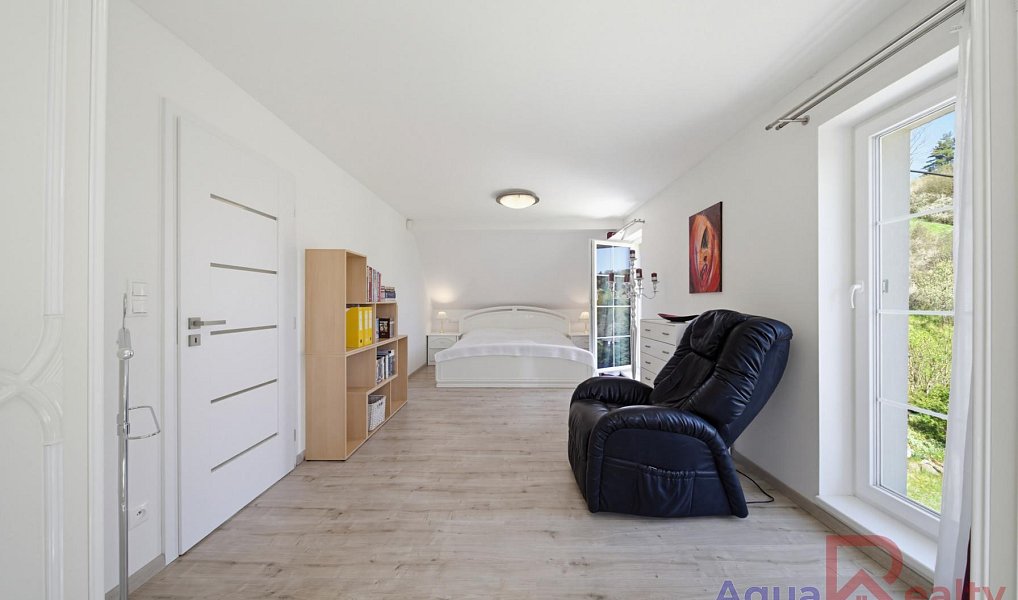 Prodej chaty/chalupy 250 m² s pozemkem 4 306 m², Bečov nad Teplou – náhled fotky 23