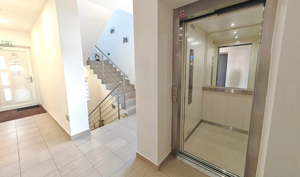 Prodej nájemního domu, činžáku 715 m², Trutnov – náhled fotky 16