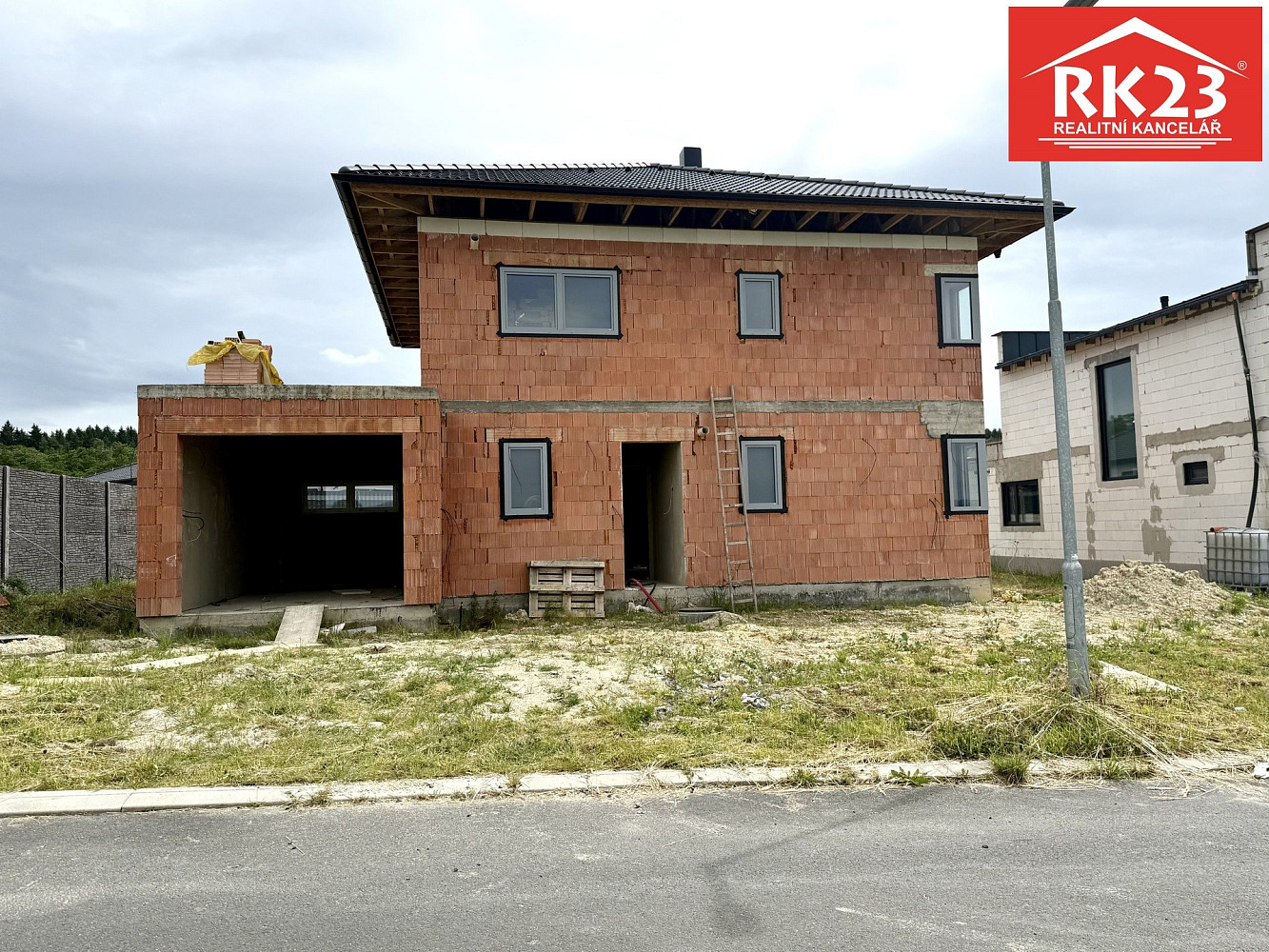 Prodej domu 190 m² s pozemkem 861 m² — photo 3
