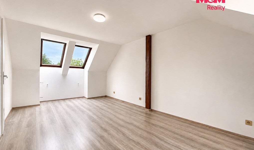 Prodej domu 124 m² s pozemkem 858 m², Staňkovice – náhled fotky 8