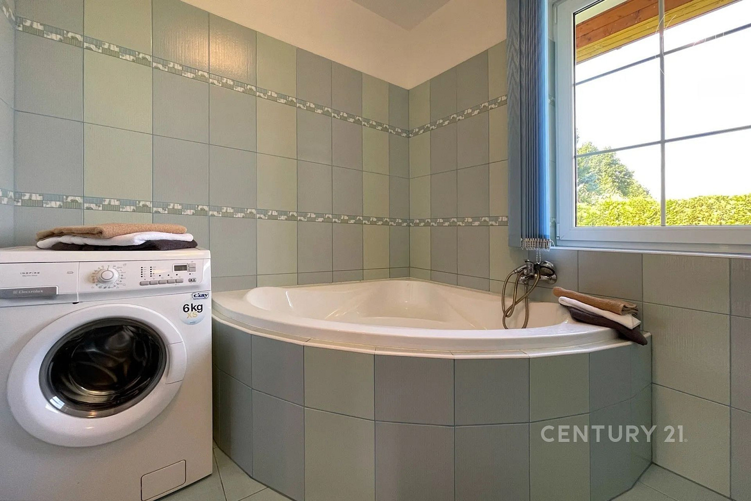Pronájem domu 98 m² s pozemkem 2 065 m² – fotografie 4