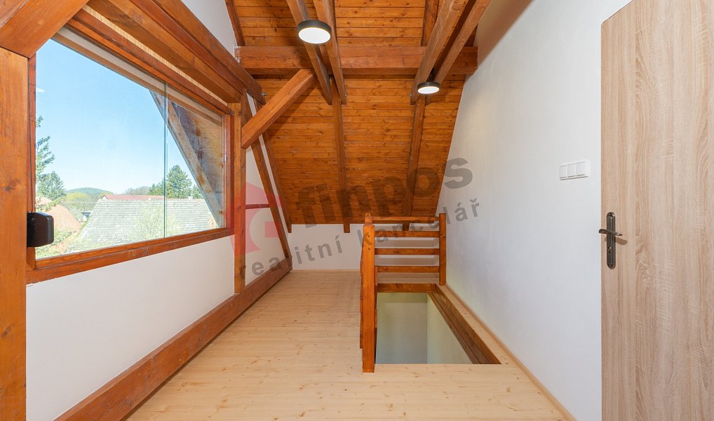 Prodej domu 158 m² s pozemkem 642 m², Načeradec – náhled fotky 22