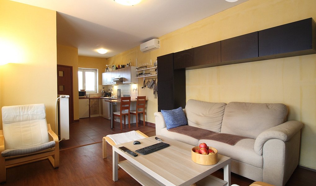 Prodej skladovacích prostor 1 208 m², Židlochovice – náhled fotky 3