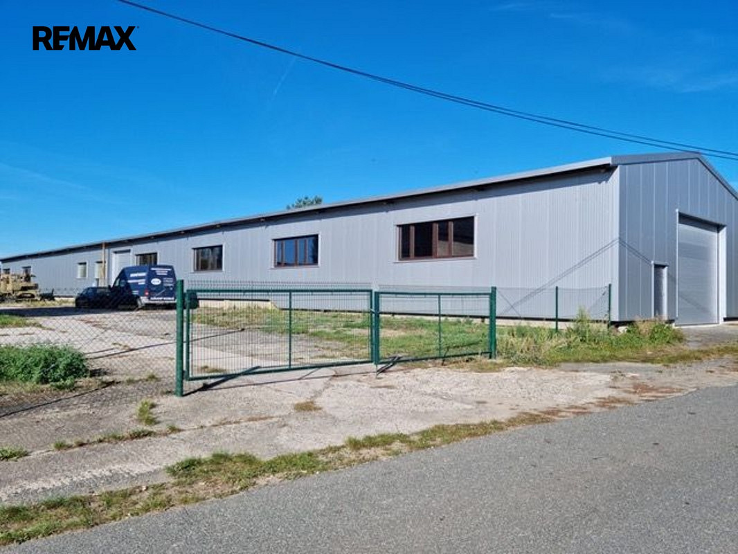 Pronájem skladovacích prostor 12 416 m² – fotografie 3