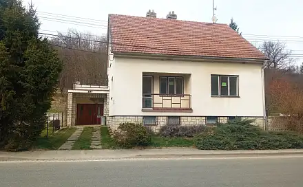 Prodej domu 200 m² s pozemkem 719 m², Nová Lhota, okres Hodonín