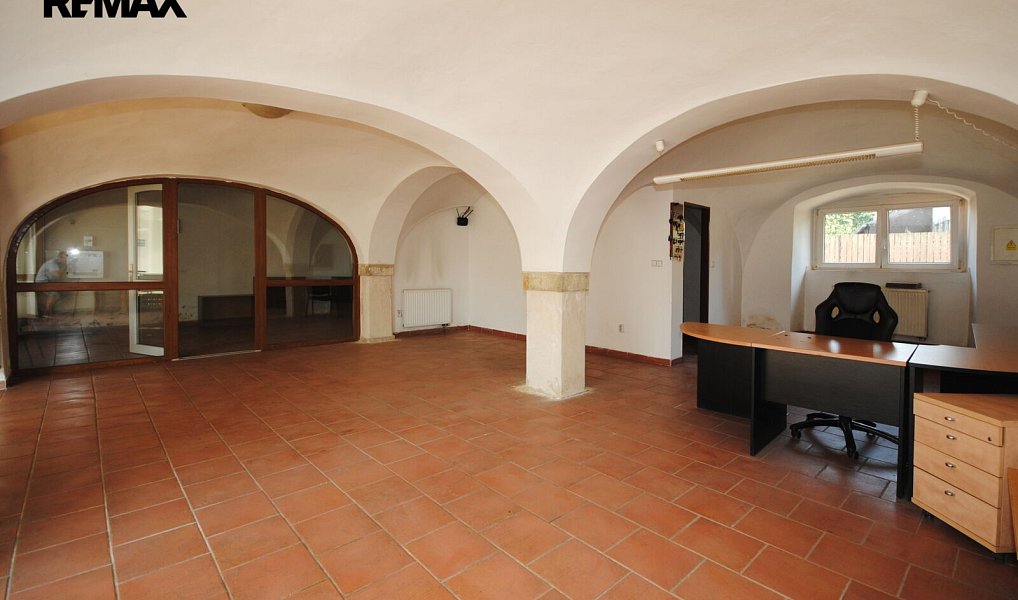Prodej komerčního objektu (jiného typu) 6 984 m², Církvice – náhled fotky 6