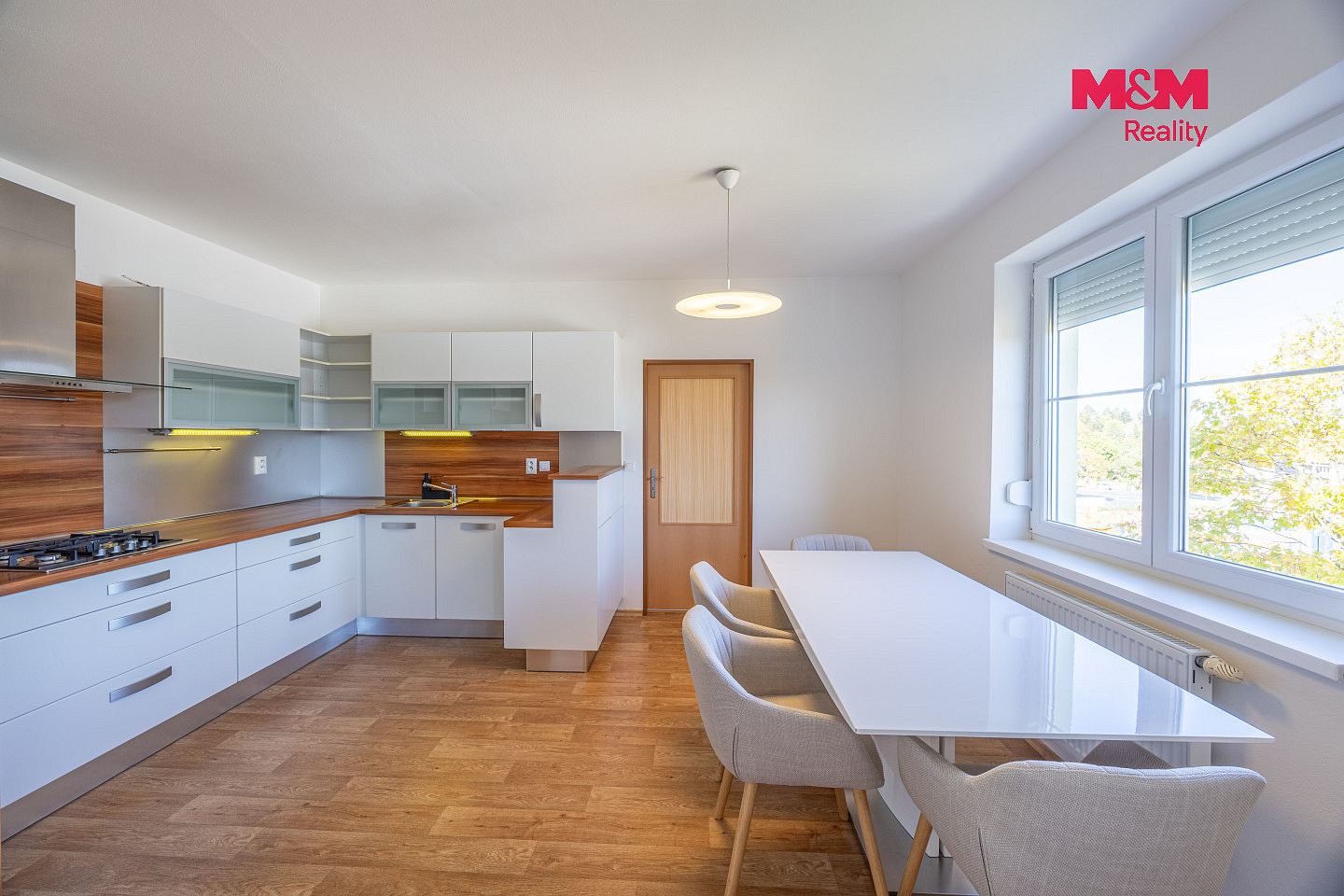 Pronájem bytu 4+1 89 m² – fotografie 3