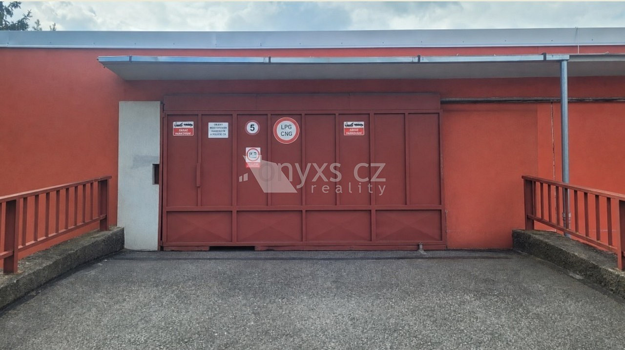 Prodej garáže praha 5 stodůlky, velká ohrada