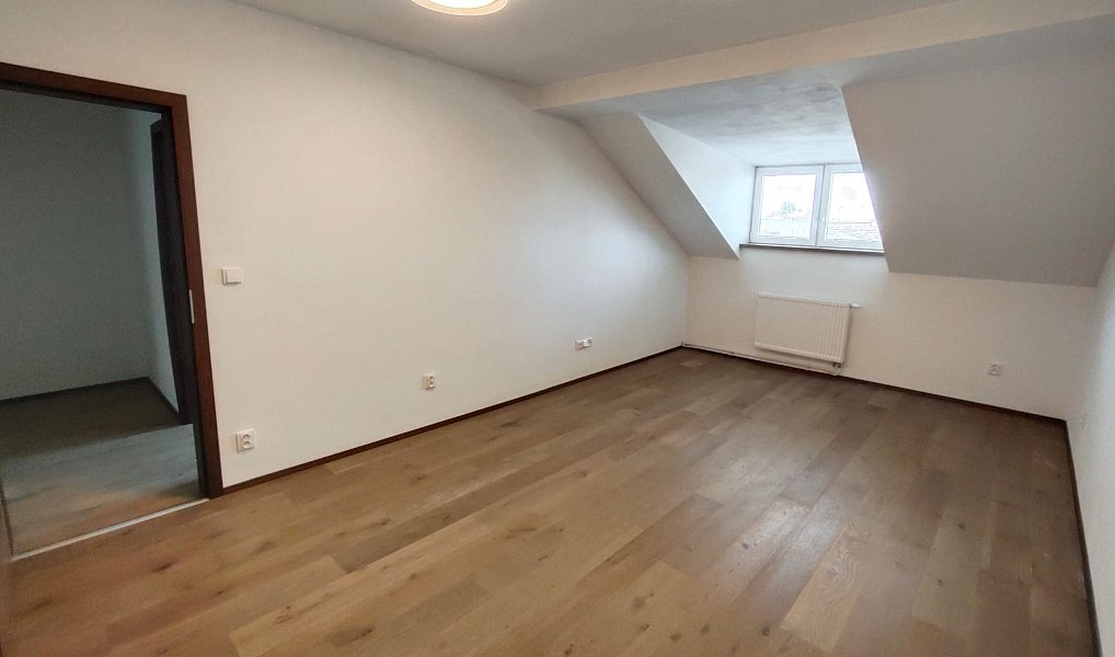 Pronájem bytu 3+kk 83 m², Olomouc – náhled fotky 7