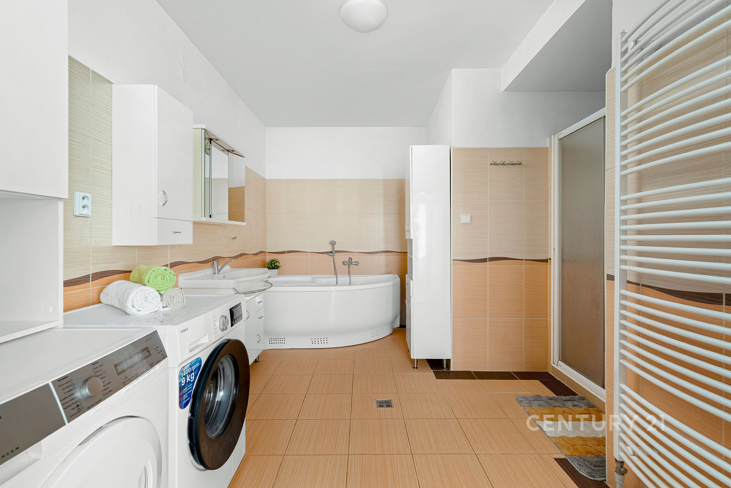 Prodej domu 220 m² s pozemkem 500 m² – fotografie 3