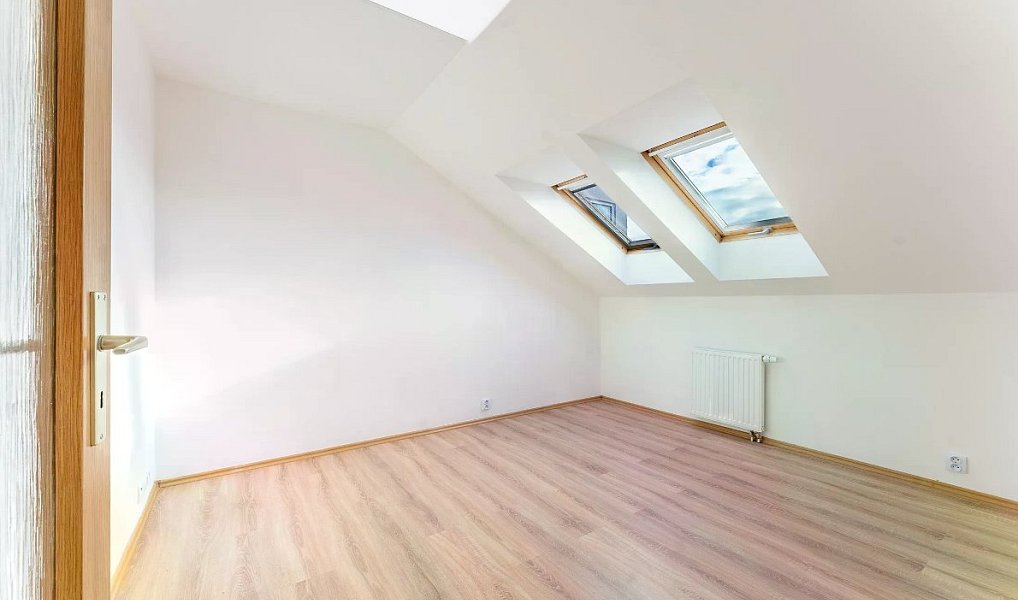 Prodej bytu 4+kk 130 m², Roztoky – náhled fotky 17