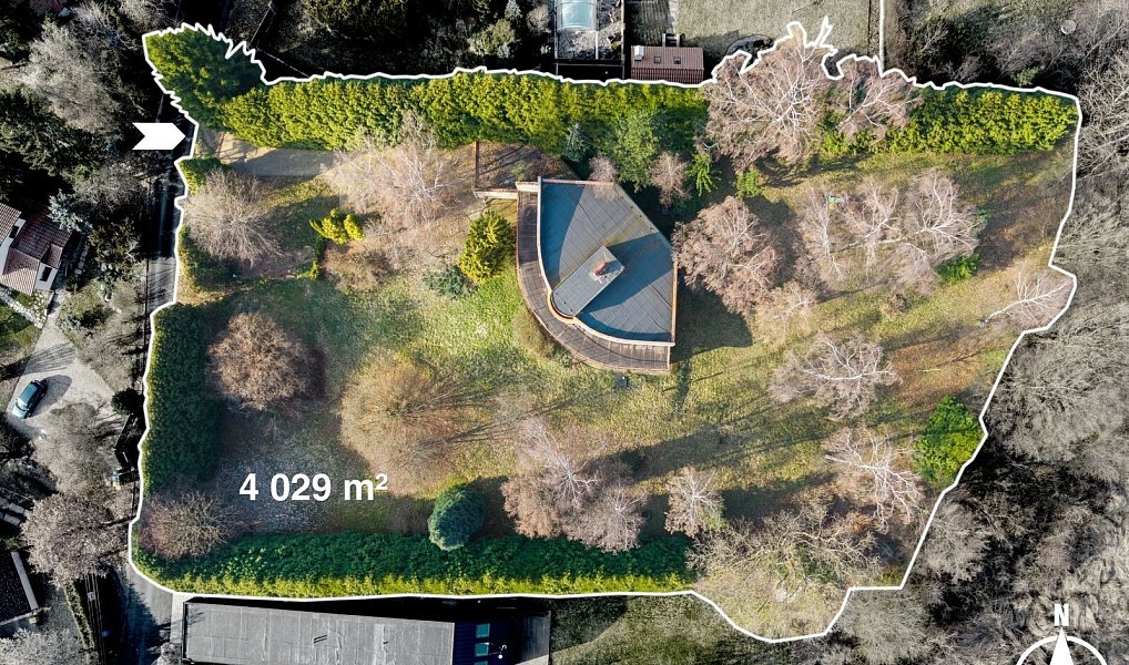 Prodej domu 311 m² s pozemkem 4 029 m², Velké Popovice – náhled fotky 2
