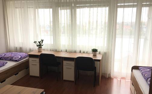 Pronájem pokoje 73 m², Nýdecká, Praha 9 - Letňany