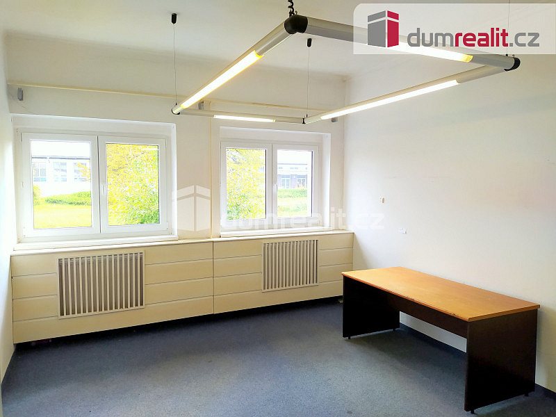 Pronájem komerčního objektu (jiného typu) 19 m² — photo 2