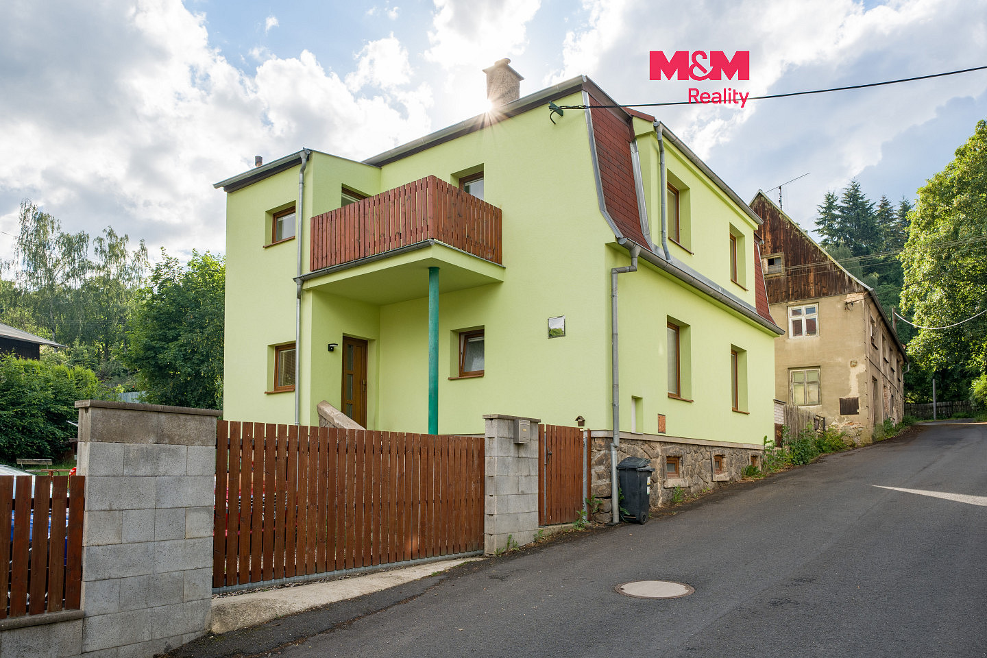 Prodej domu 149 m² s pozemkem 877 m²