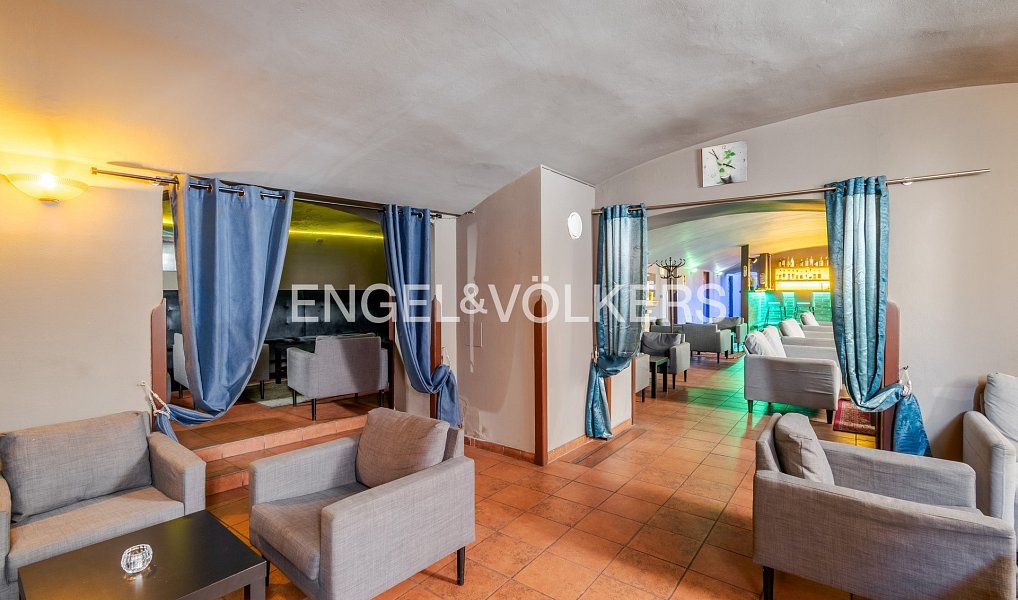 Prodej restaurace 328 m², Praha – náhled fotky 9