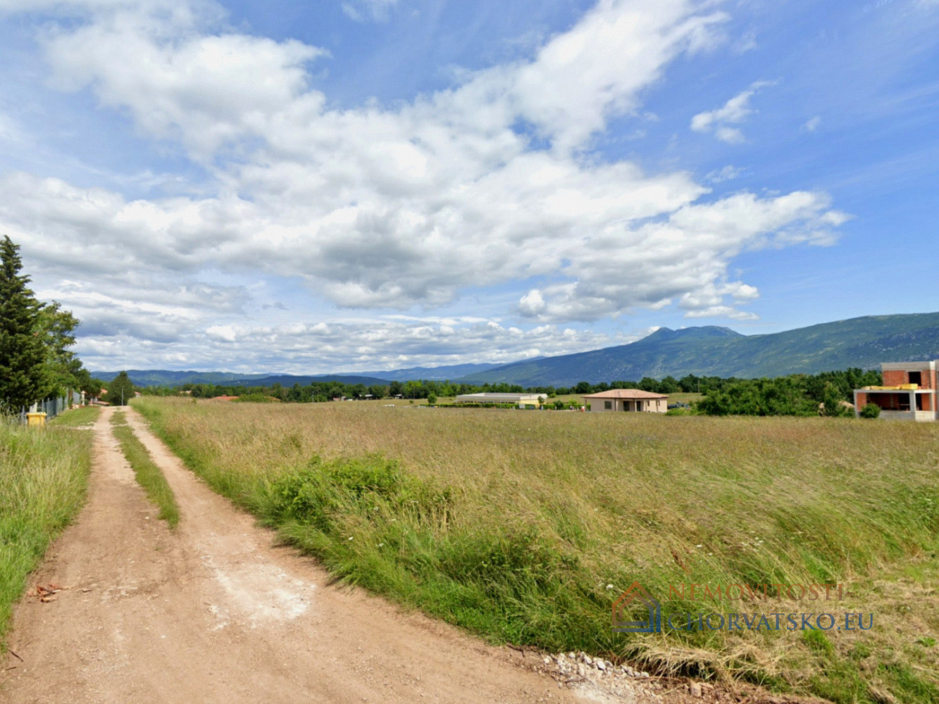 Prodej stavebního pozemku 1 042 m², Labin