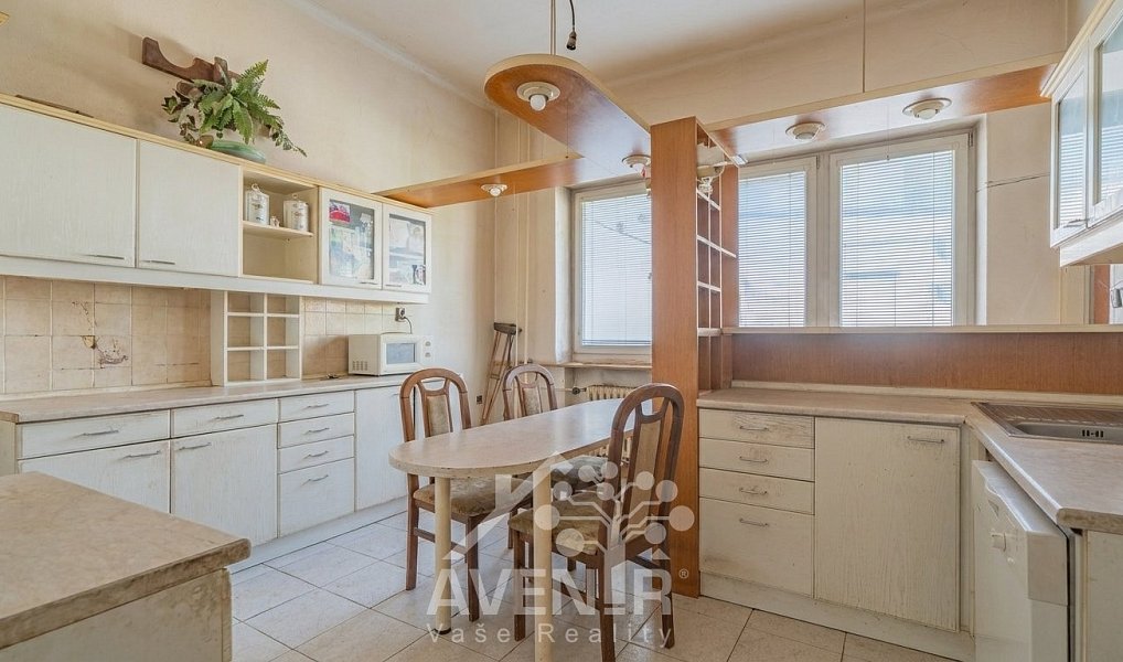 Prodej domu 634 m² s pozemkem 1 177 m², Uherské Hradiště – náhled fotky 8