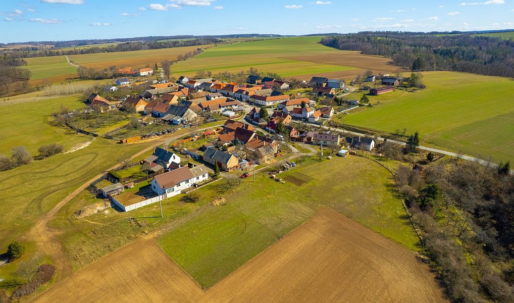 Prodej stavebního pozemku 1 000 m², Náměšť nad Oslavou – náhled fotky 22
