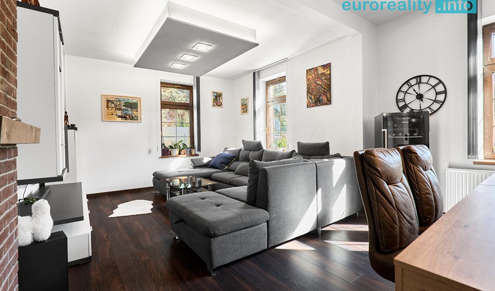 Pronájem domu 220 m² s pozemkem 1 100 m², Sadov – náhled fotky 5