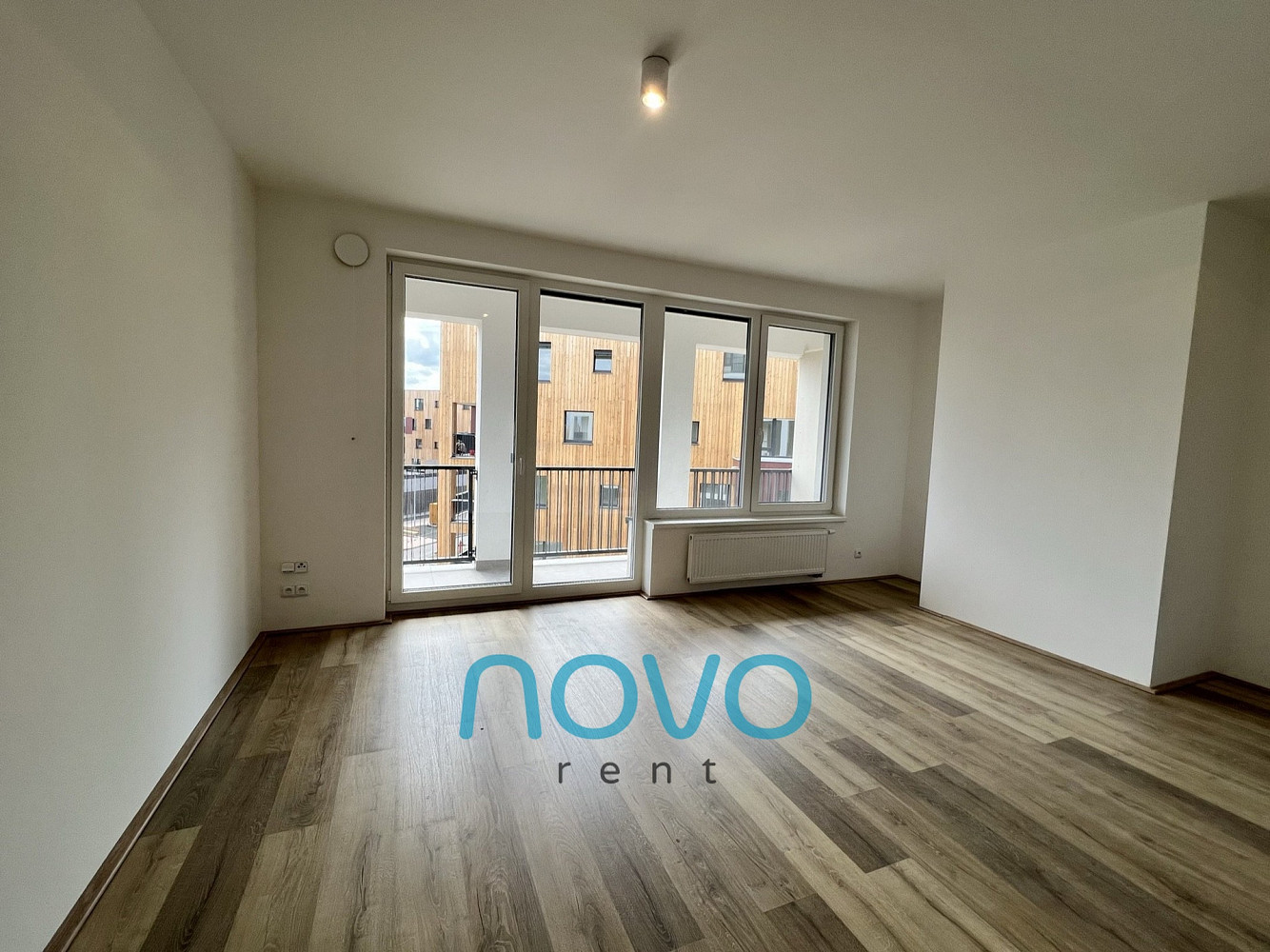 Pronájem bytu 1+kk 34 m² – fotografie 5